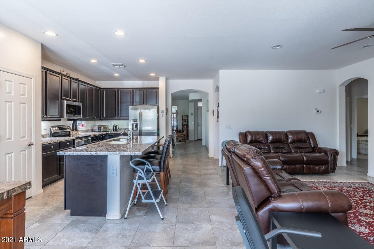 3107 East Ridgewood Lane Gilbert, AZ 85298 - Photo 15 of 33 kitchen 3