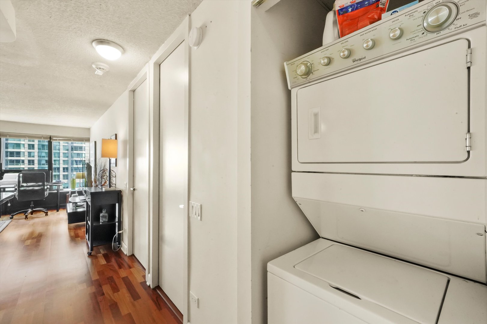 30 East Huron Street, Unit 5410 Chicago, IL 60611 - Photo 24 of 28