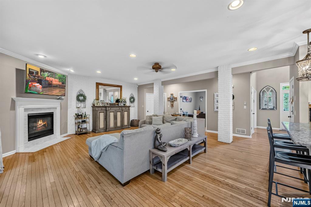 3 Cliff Road Wayne, NJ 07470 - Photo 8 of 50