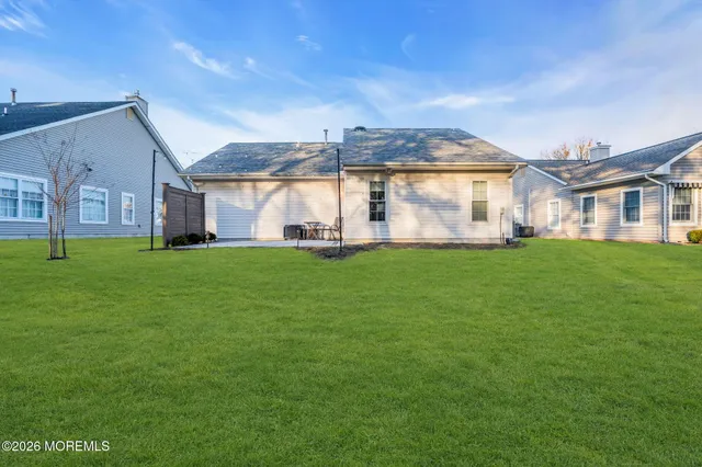 $529,000 | 27 Molly Lane, Brick, NJ 08723