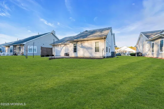 $529,000 | 27 Molly Lane, Brick, NJ 08723