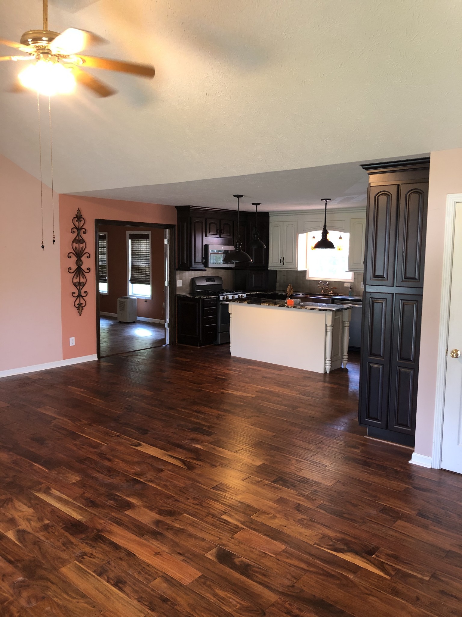 639 Post Oak Road Camden, TN 38320 - Photo 10 of 31 Gallery Image 10