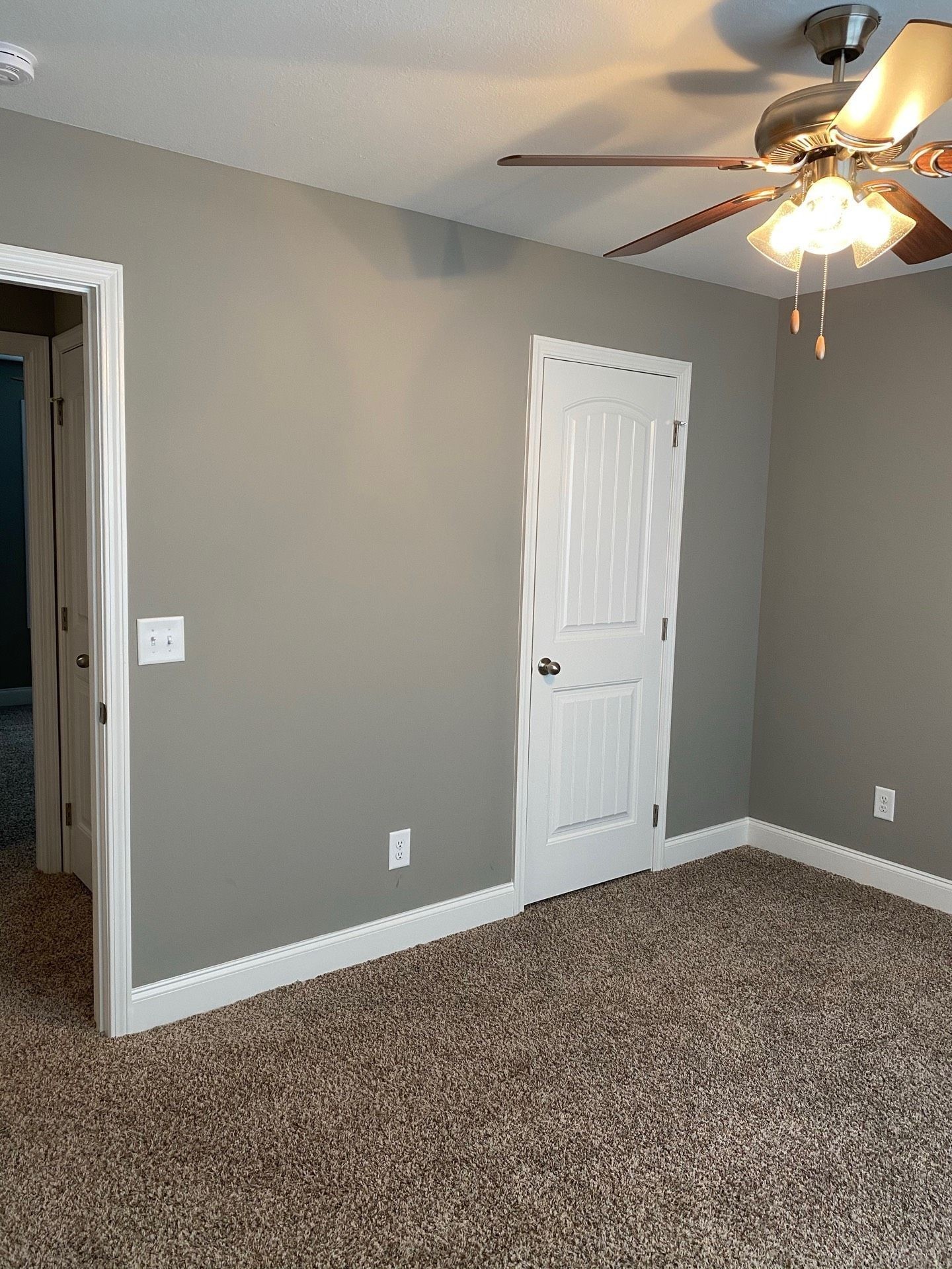 1847 Rains Road Clarksville, TN 37042 - Photo 15 of 20 Gallery Image 15