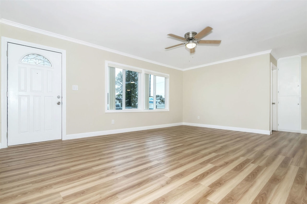 419 Broadview Street Spring Valley, CA 91977 - Photo 3 of 25 Gallery Image 3