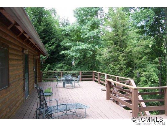 715 Pleasant Hill Road Landrum, SC 29356 - Photo 6 of 22 a view of balcony with furniture