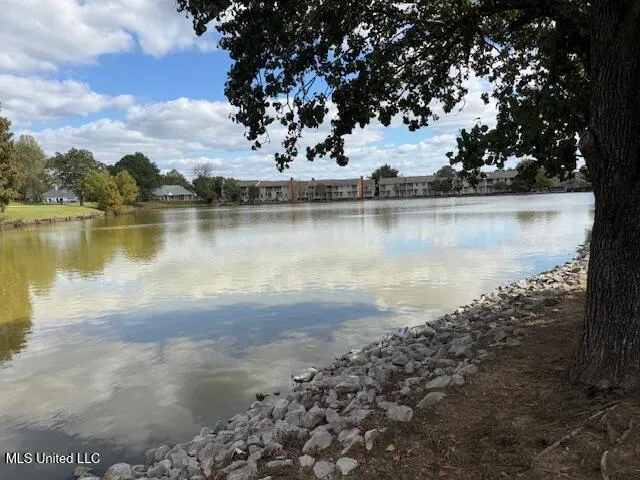 $315,000 | 6231 Waterford Drive, Jackson, MS 39211