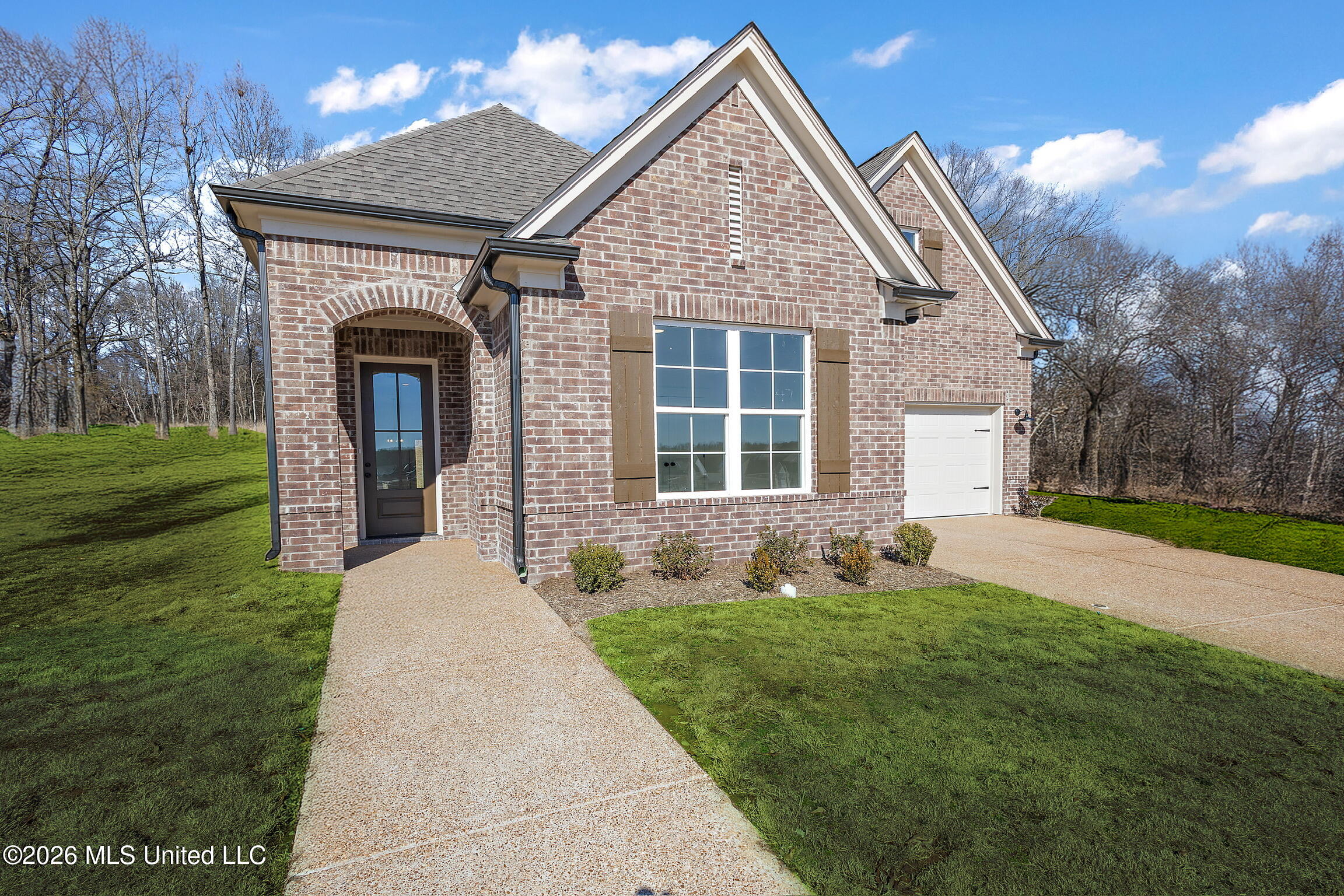 636 Tallahatchie Street Nesbit, MS 38651 - Photo 2 of 31 Vicksburg