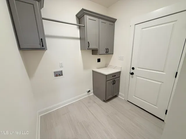 $388,900 | 636 Tallahatchie Street, Nesbit, MS 38651