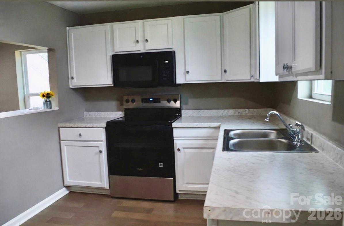 207 Magnolia Street Gaffney, SC 29340 - Photo 9 of 19