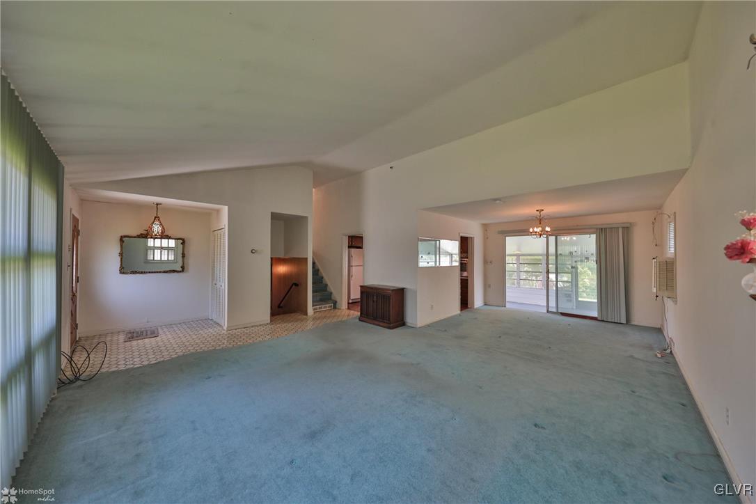 2606 Nottingham Road Bethlehem, PA 18017 - Photo 6 of 39 Gallery Image 6