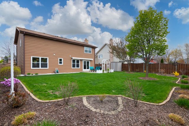 $390,000 | 734 Eastchester Road, Wheeling, IL 60090