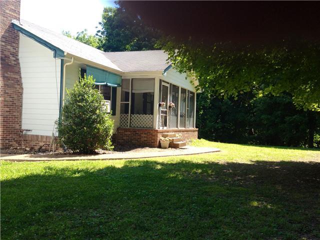 4329 Chestnut Ridge Road Columbia, TN 38401 - Photo 3 of 16