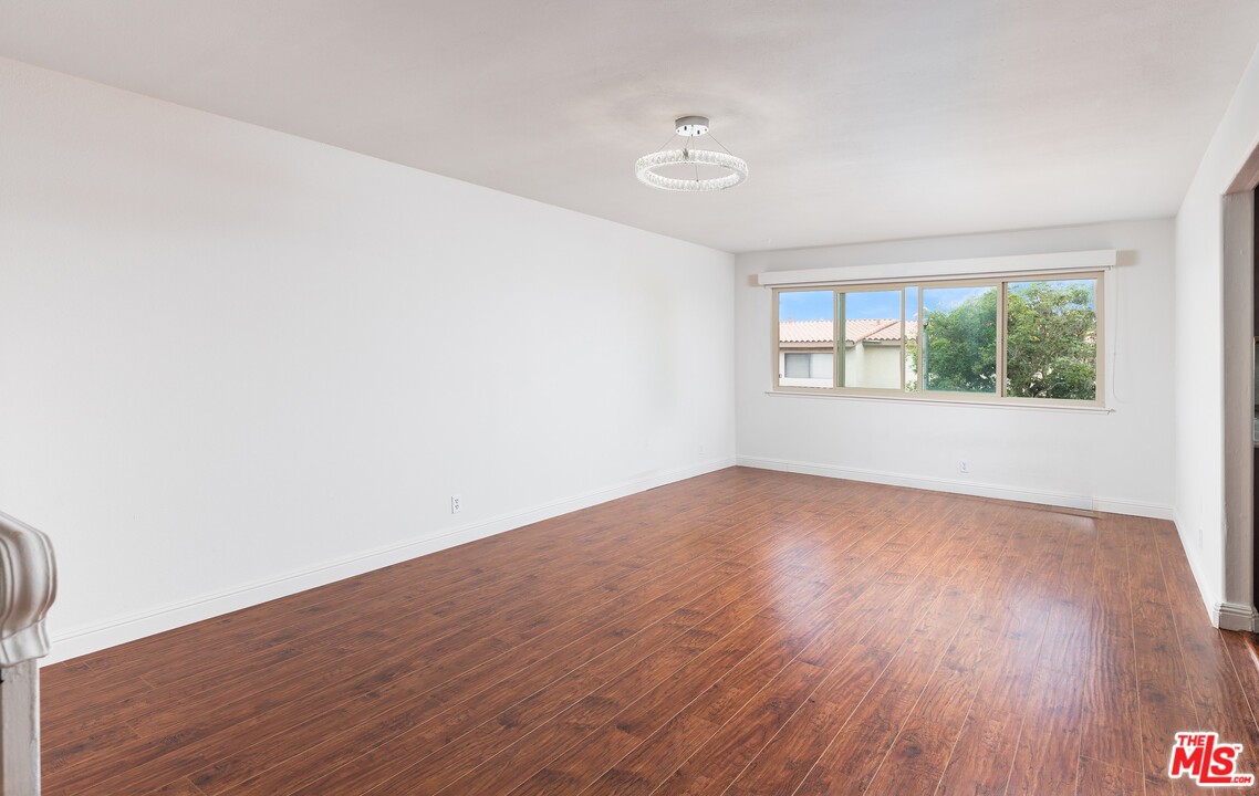 28404 Ridgecroft Court Rancho Palos Verdes, CA 90275 - Photo 8 of 41 Gallery Image 8