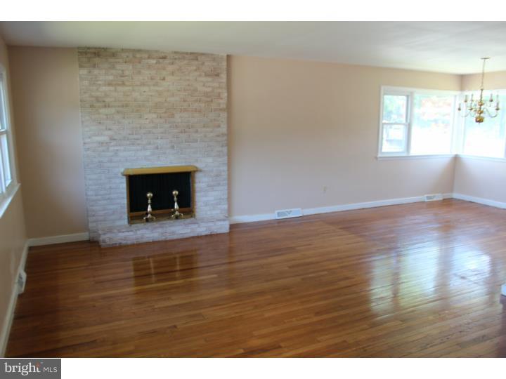 18 Octagon Avenue Sinking Spring, PA 19608 - Photo 7 of 24