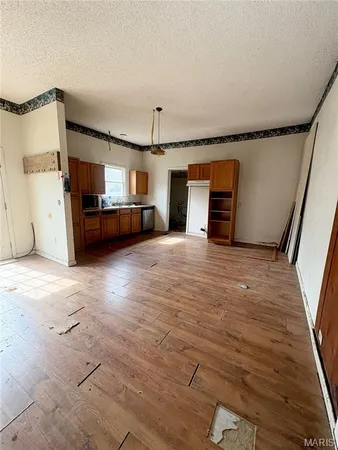 $64,900 | 604 East Main Street, Marble Hill, MO 63764