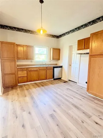 $64,500 | 604 East Main Street, Marble Hill, MO 63764