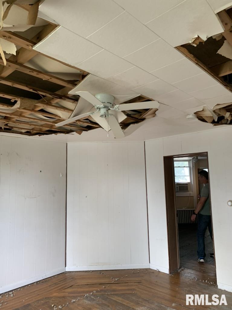 913 South 8th Street Springfield, IL 62703 - Photo 12 of 39