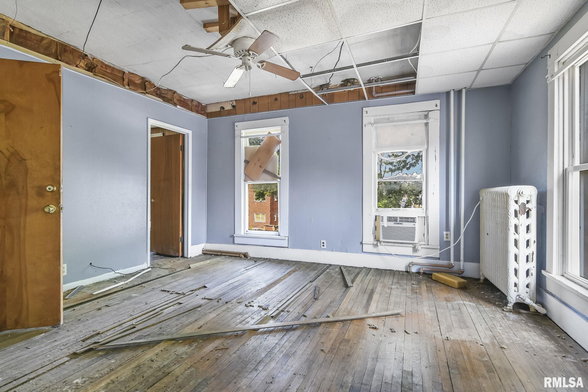 913 South 8th Street Springfield, IL 62703 - Photo 15 of 39