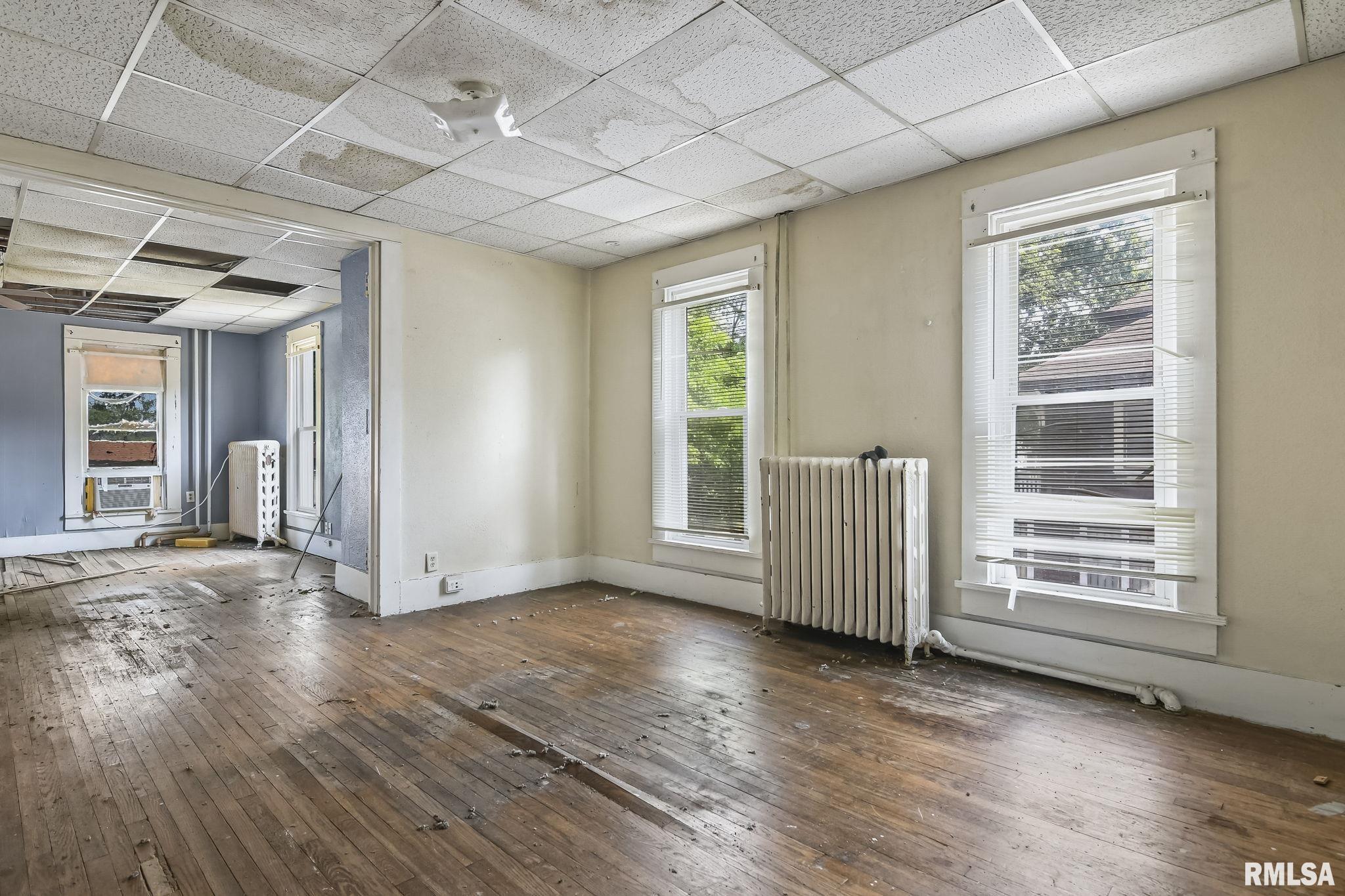 913 South 8th Street Springfield, IL 62703 - Photo 16 of 39