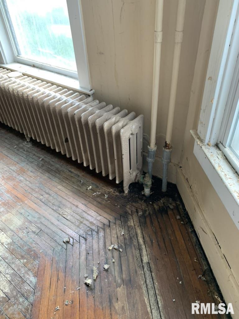 913 South 8th Street Springfield, IL 62703 - Photo 27 of 39