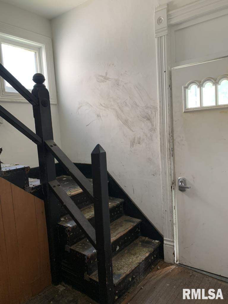 913 South 8th Street Springfield, IL 62703 - Photo 31 of 39