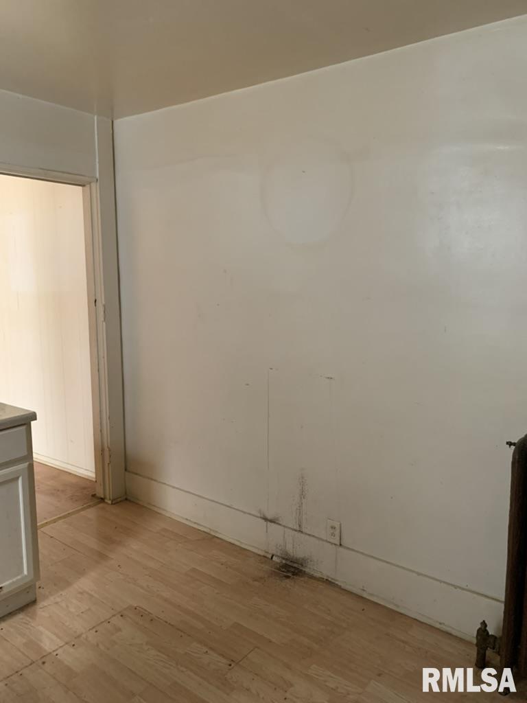 913 South 8th Street Springfield, IL 62703 - Photo 32 of 39