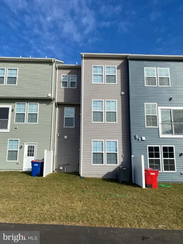 a house view with a outdoor space