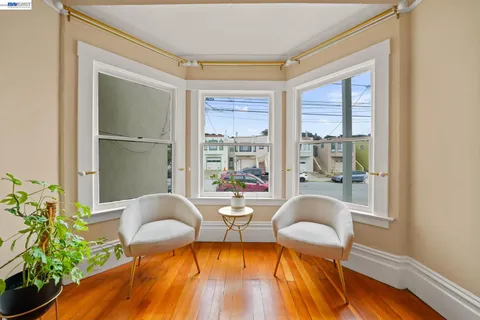 $999,999 | 340 Munich Street, San Francisco, CA 94112