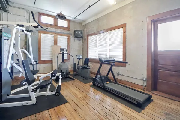 $1,250 | 1011 Wood Street, Unit 201, Houston, TX 77002