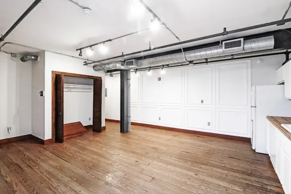 $1,250 | 1011 Wood Street, Unit 201, Houston, TX 77002