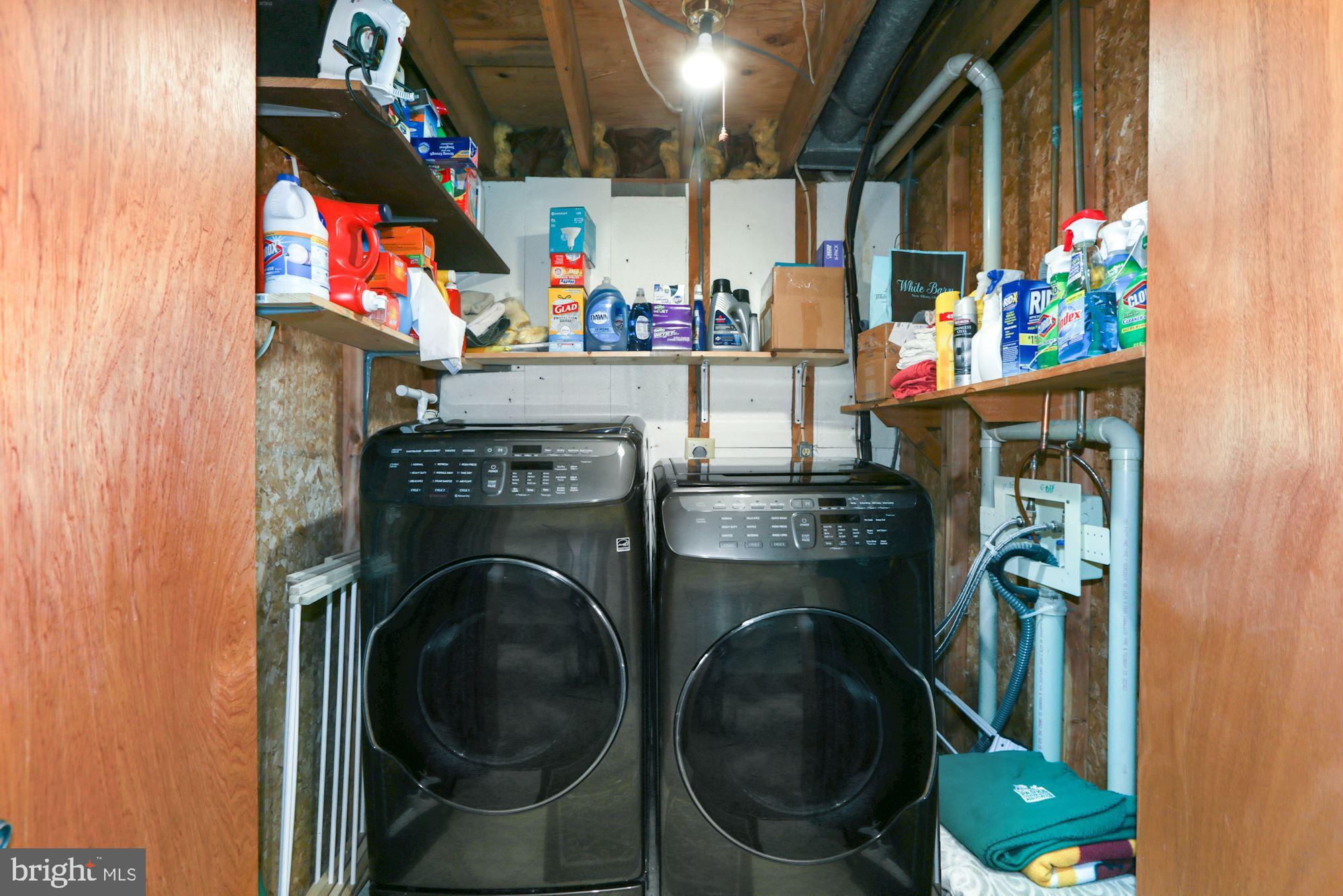 10613 Pineview Road Manassas, VA 20111 - Photo 29 of 51 Laundry area