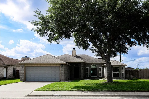 $285,000 | 1408 Encino Avenue, Alice, TX 78332