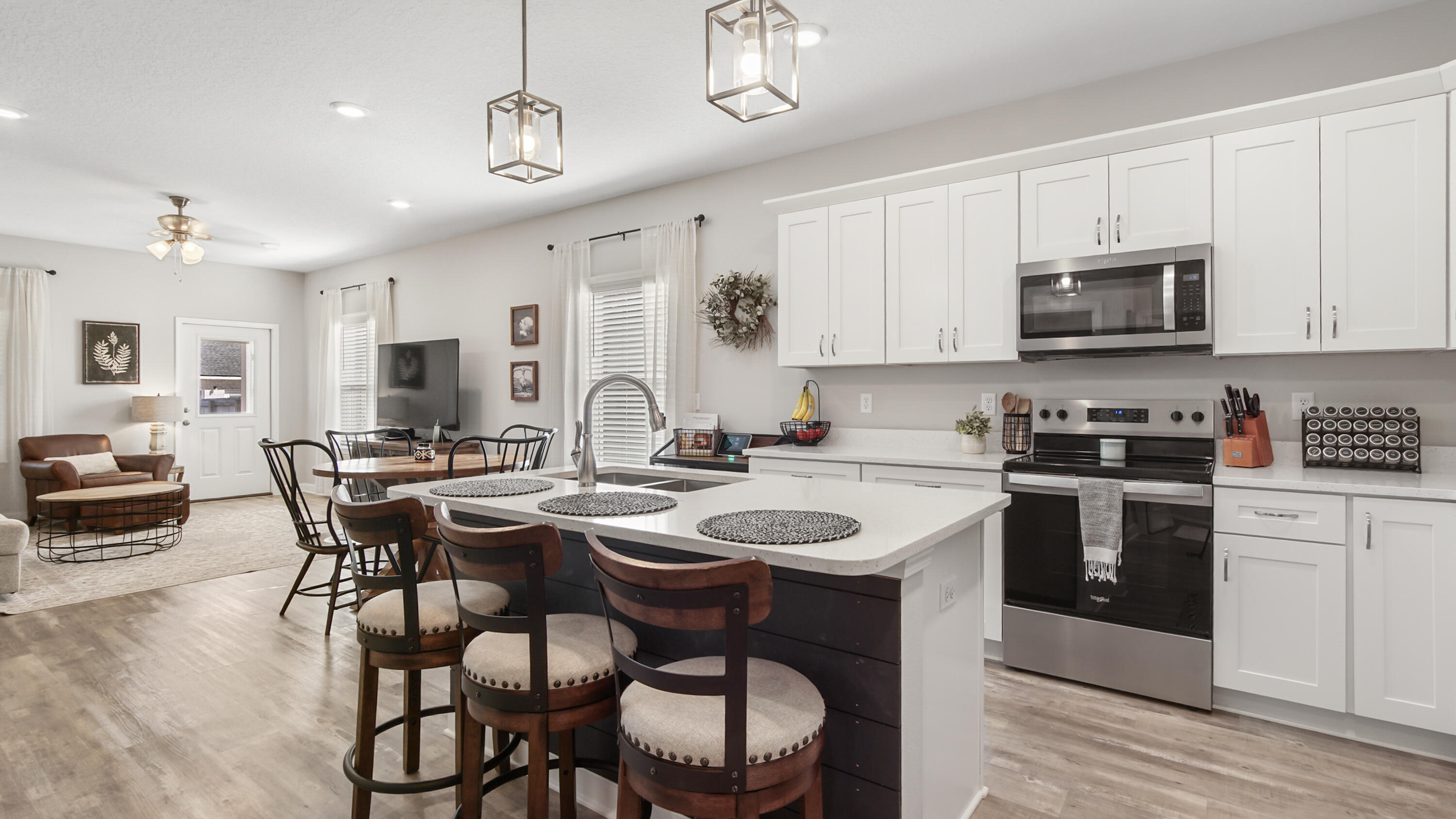 50 Jessica Court Freeport, FL 32439 - Photo 2 of 34 DSC04473