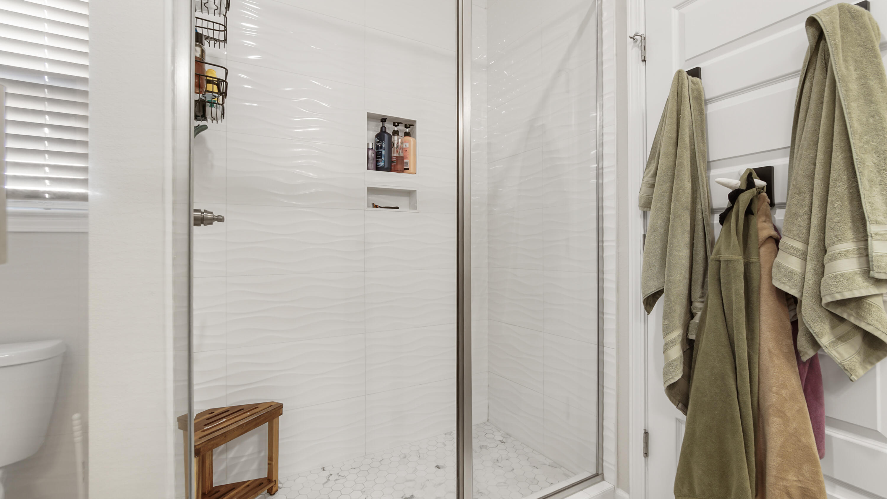 50 Jessica Court Freeport, FL 32439 - Photo 25 of 52 a bathroom with a shower and a sink