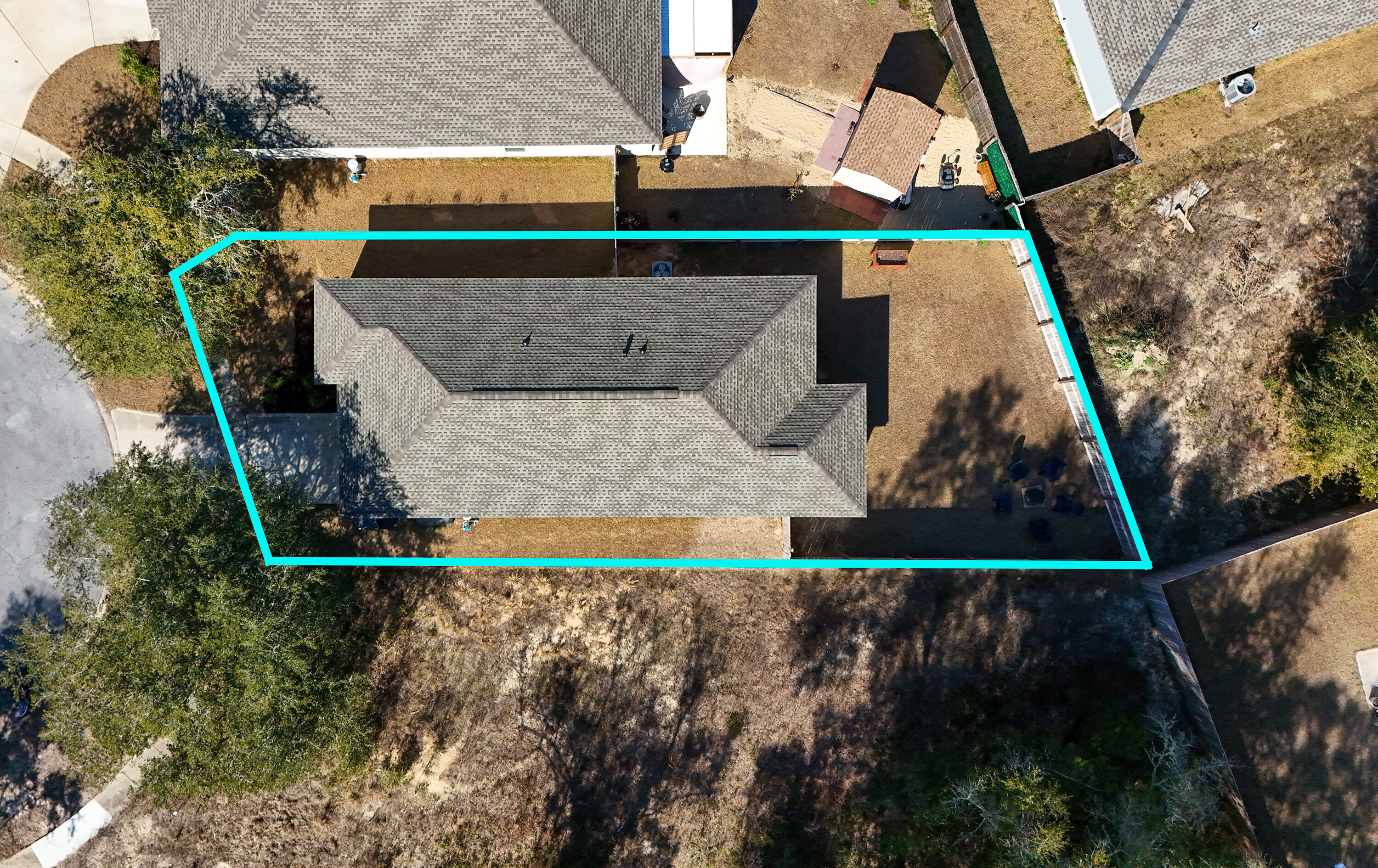 50 Jessica Court Freeport, FL 32439 - Photo 33 of 52 a view of entryway