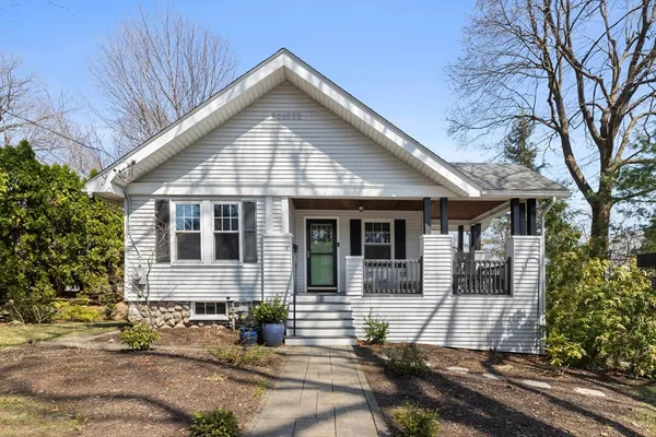 $509,000 | 10 Neptune Road, Worcester, MA 01605