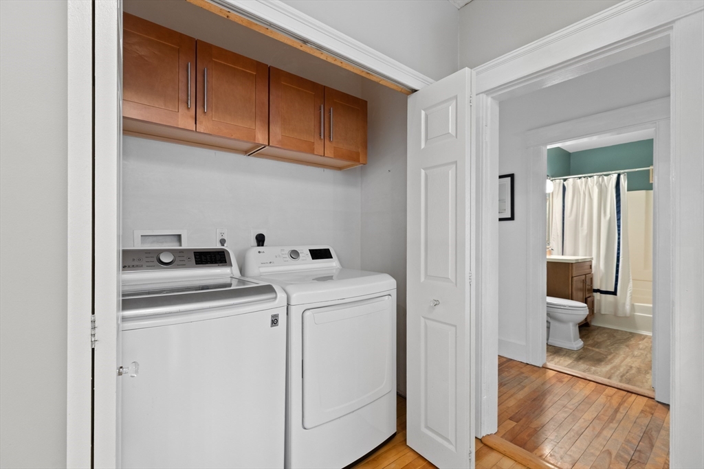 10 Neptune Road Worcester, MA 01605 - Photo 15 of 31