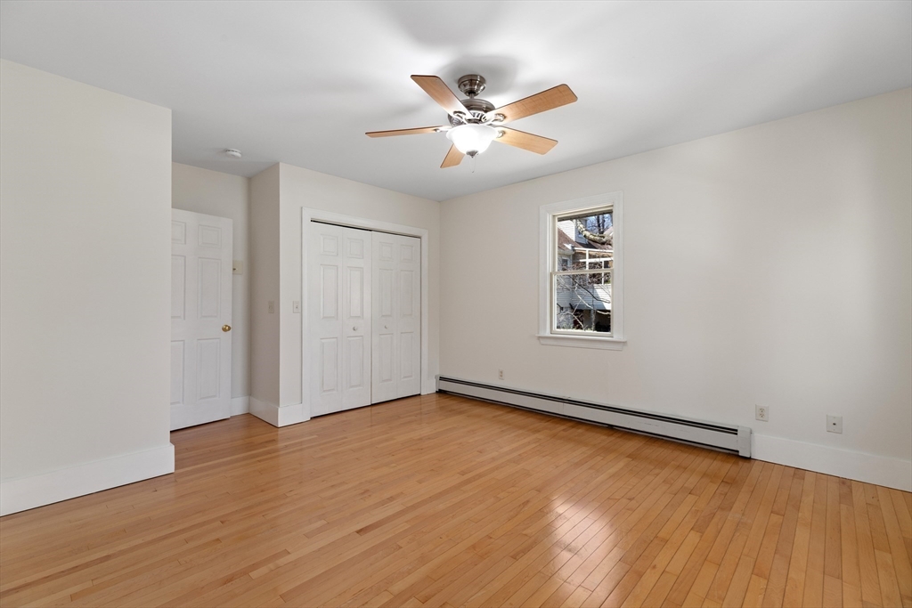 10 Neptune Road Worcester, MA 01605 - Photo 24 of 31