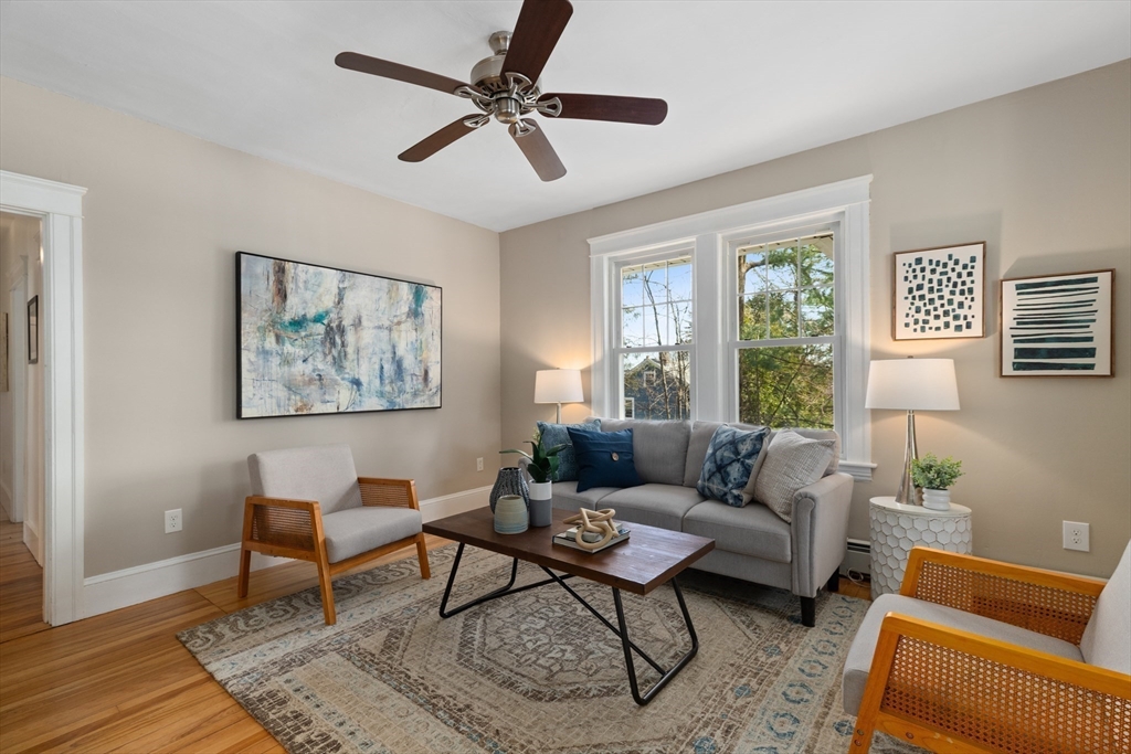 10 Neptune Road Worcester, MA 01605 - Photo 6 of 31