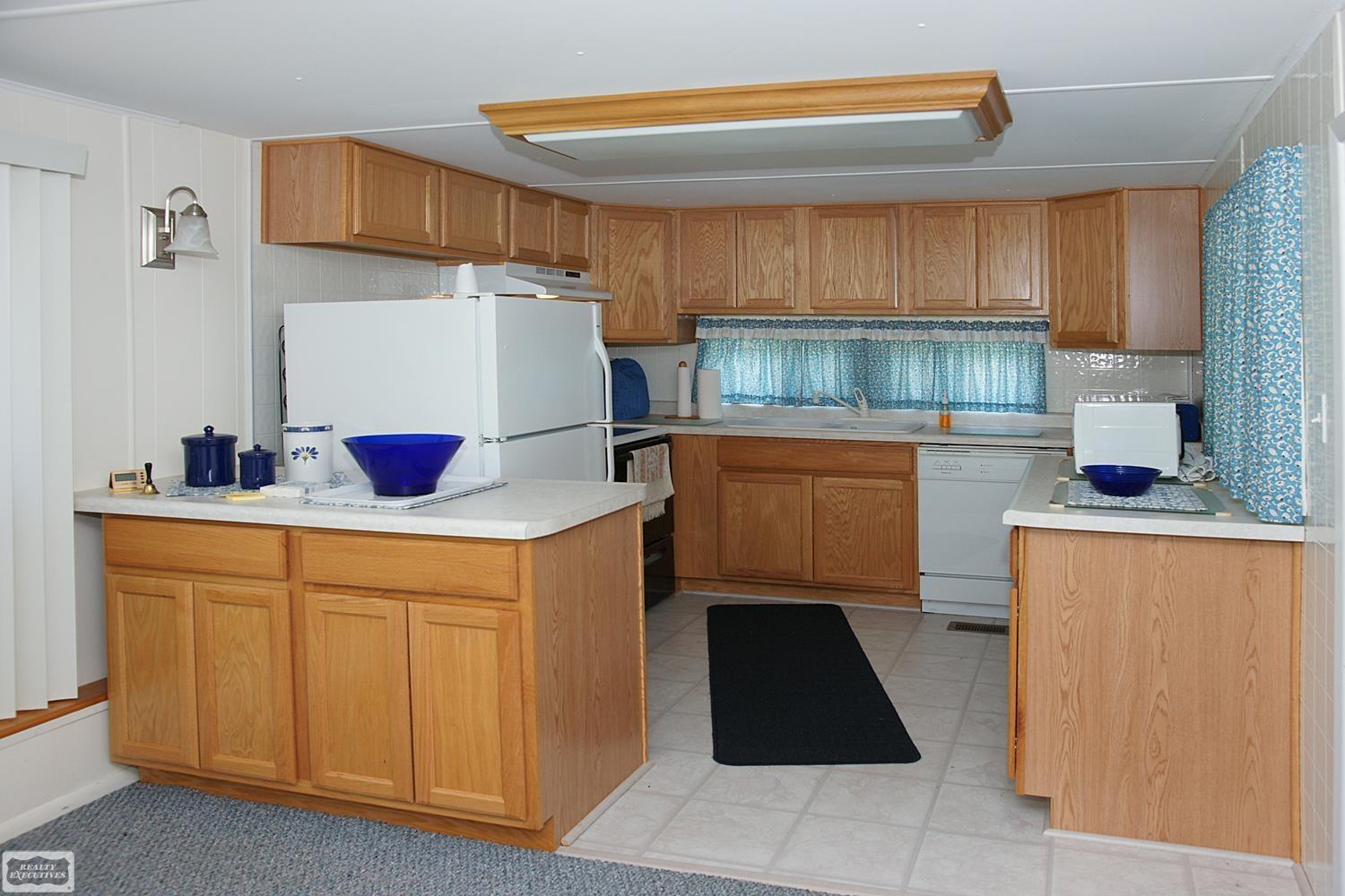 4540 Lee Hill Road Mayville, MI 48744 - Photo 8 of 12