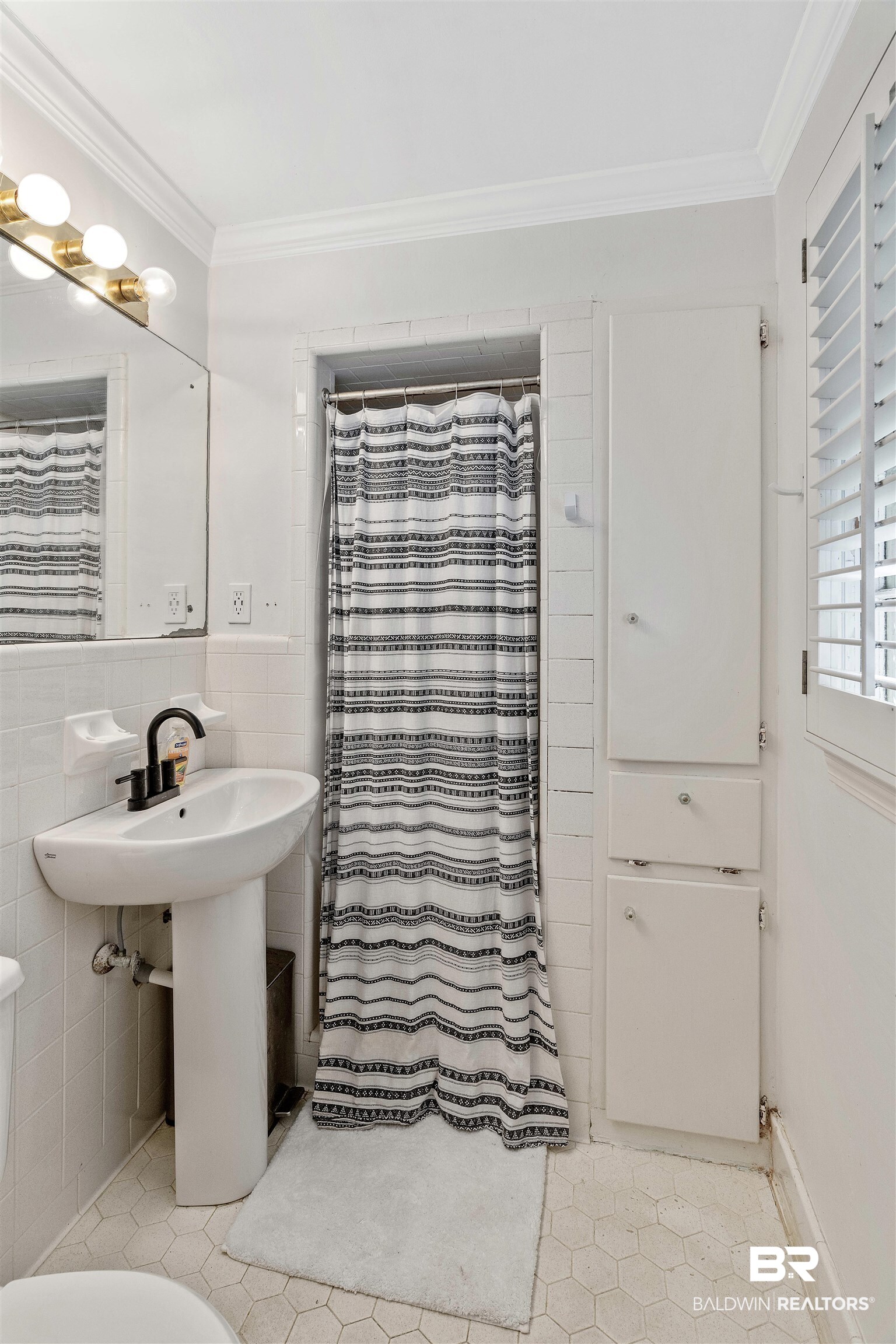 5509 Richmond Road Mobile, AL 36608 - Photo 26 of 27 Primary Bath