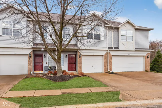 $199,900 | 5549 Nighthawk Way, Indianapolis, IN 46254