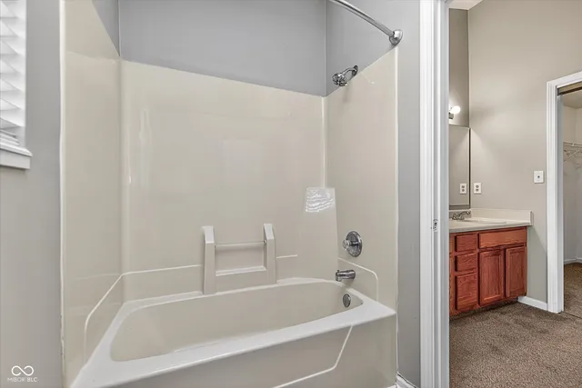 $199,900 | 5549 Nighthawk Way, Indianapolis, IN 46254