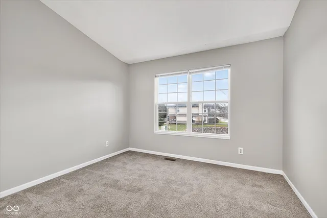 $199,900 | 5549 Nighthawk Way, Indianapolis, IN 46254