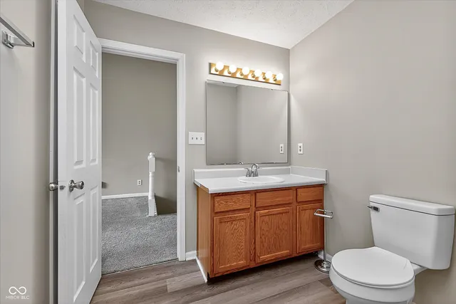 $199,900 | 5549 Nighthawk Way, Indianapolis, IN 46254