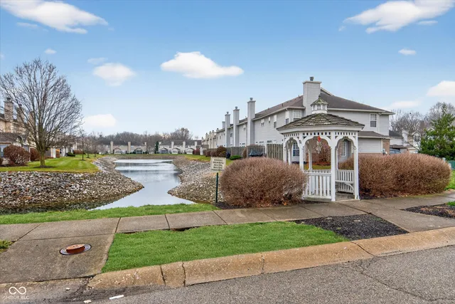 $199,900 | 5549 Nighthawk Way, Indianapolis, IN 46254