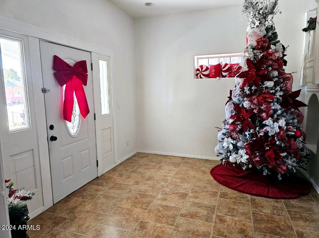 864 11th Street Douglas, AZ 85607 - Photo 4 of 38 Screenshot_20240218_183202_WhatsApp