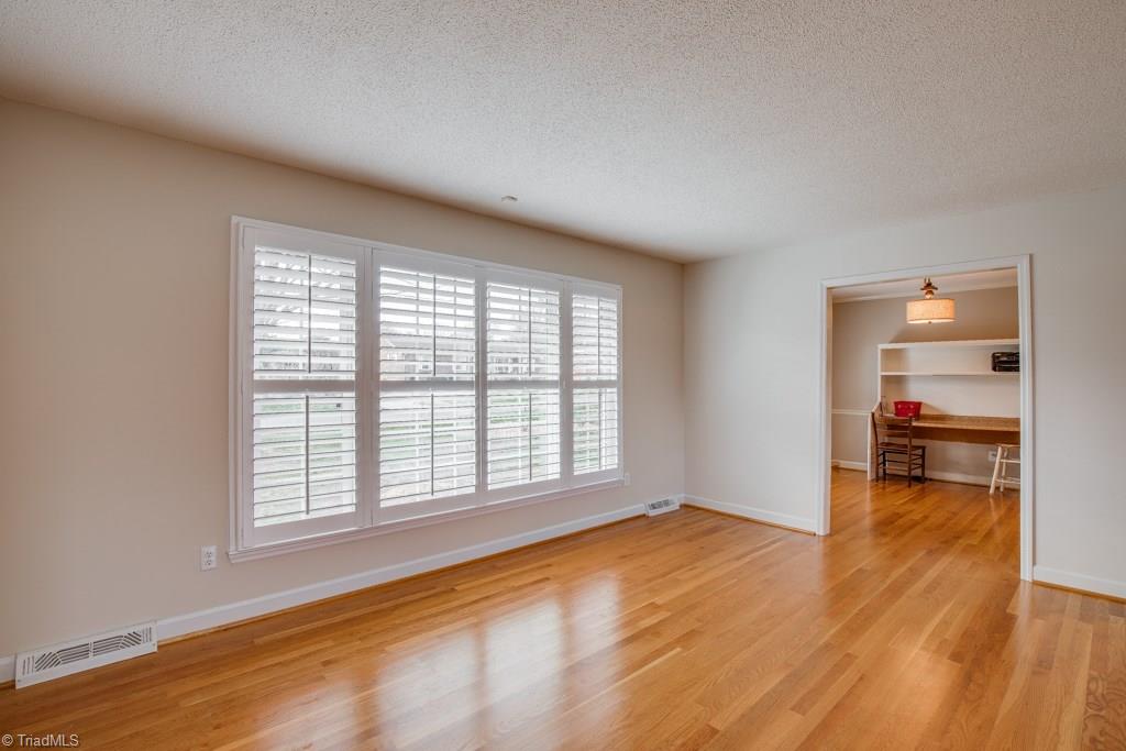 545 Drumheller Road Clemmons, NC 27012 - Photo 4 of 30 Gallery Image 4