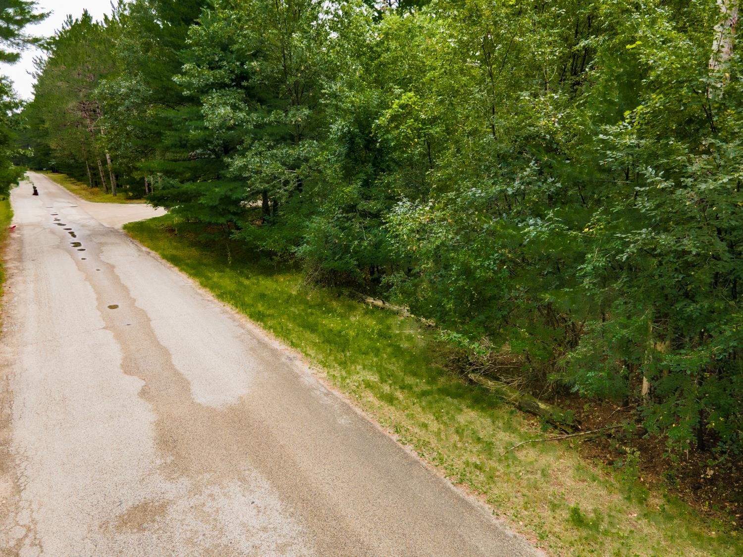 Deer Path, Unit 37 Hancock, WI 54943 - Photo 9 of 27 Gallery Image 9
