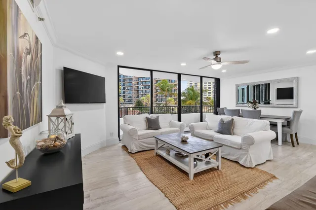 $4,200 | 600 Ocean Drive, Unit 2C, Juno Beach, FL 33408